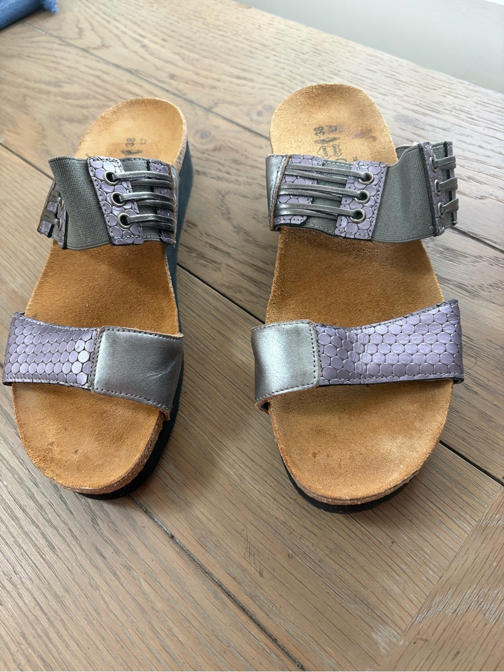 Naot Lena purple slides 7 NWOB
